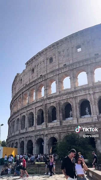 Italya bozar mi? (Erkek kardesle yapilabilecek max aktivite) #italy #italya #travel #seyahat #pizza