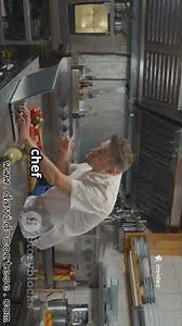 HOW A COMPUTER WORKS