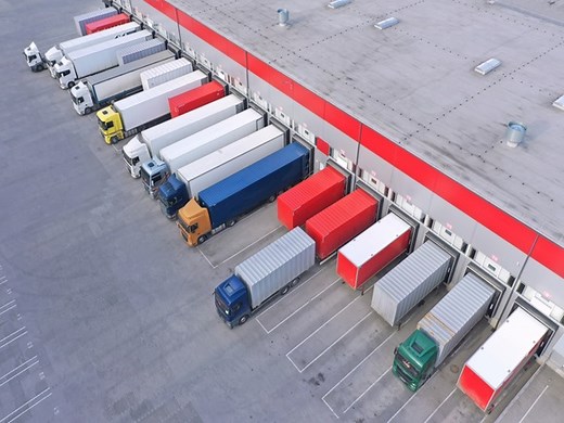 Distribution Center Benefits and Key Processes Explained