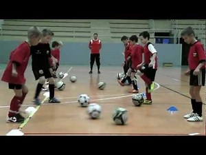 Maitrise technique, coordination motrice avec ballon (U9, école de football)