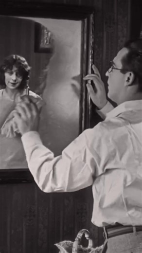 Harold Lloyd as Harold Lamb, and Jobyna Ralston as Peggy his landlady’s daughter ~ “The Freshman” silent comedy feature length film 1925. Distributed by Pathé Exchange. | George Robert Vitkos Press