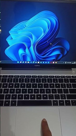 Quick Assist in Windows. Control Laptop from Anywhere. #laptop #remotework #windows11