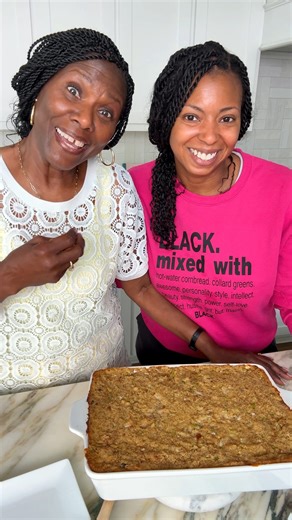 5M views · 171K reactions | My Auntie Rose's Southern Cornbread Dressing is made entirely from scratch, from rich homemade stock to buttery cornbread!✨Type RECIPE and I'll send it directly to your messenger. | Grandbaby Cakes by Jocelyn Delk Adams | Facebook