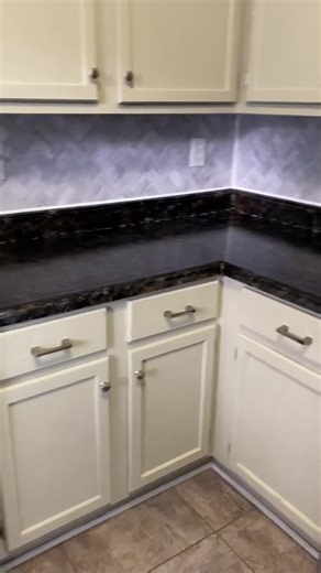 Giani Countertop Epoxy Paint Makeover for Your Home