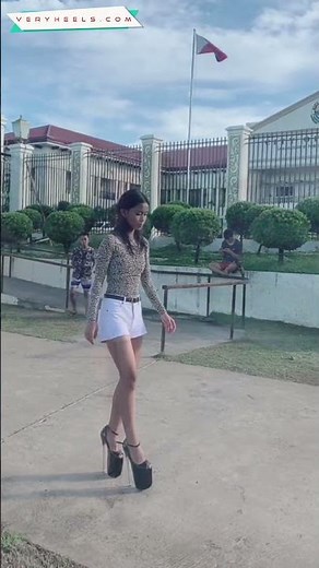 impossible 9 inch extreme mega high heels platform walk #platformheels #fypシ #fashionstyle