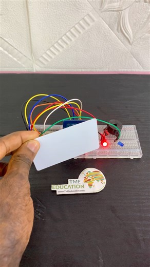 Interface RFID Reader with ESP32 using Buzzer #arduino #engineering #electronics #arduinoproject #electricalengineer #arduinobeginner #programming #uploadideaswithitamar | Upload Ideas with Itamar