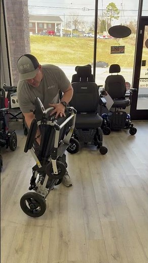 🚀 The New & Improved Zoomer – Now 10 lbs Lighter! 🚀 #foldingpowerwheelchair