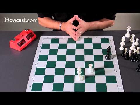 Achieving Checkmate w/ Only King & Rook | Chess