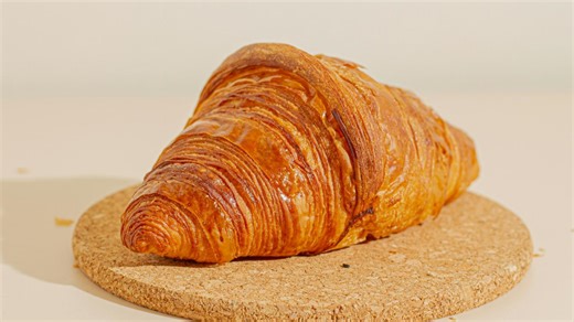 La Poste met en vente un timbre inédit à l’odeur du croissant au beurre