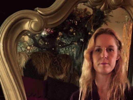 Magic Mirror with Glowing Secret Messages