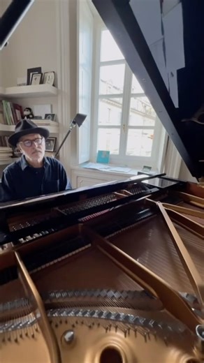 Ludovico Einaudi on Instagram: "Pathos at home… #ludovicoeinaudi #thesummerportraits #pathos"