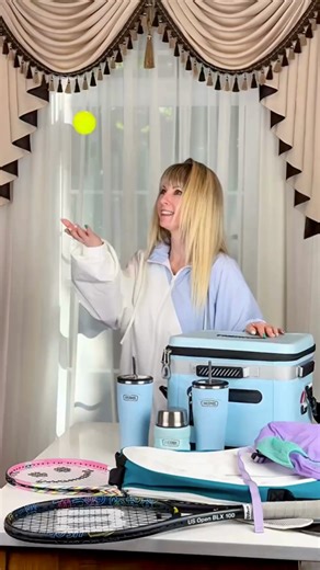 Game, set, refresh. For Elena, Thermos® Brand makes tennis day prep effortless. Our Stainless King™ Food Jar keeps lunch hot, while matching Icon™ Tumblers keep iced coffee and smoothies chilled. Everything stays fresh in our Icon™ Cooler between sets, keeping her fueled and ready for the next serve. 📸: instagram.com/poli_andco | Thermos