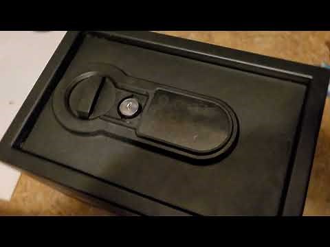 how to open a pen + gear safe model number 44E20