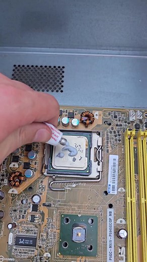 Make sure you use enough thermal paste. #pc #building #nice | Thermal Paste