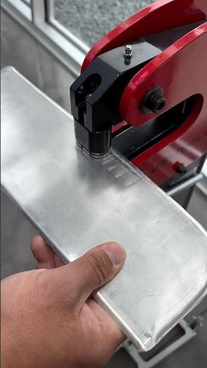 Using the JS Tools Shrinker to get rid of the oil canning in our aluminum panel. At Trick-Tools.com