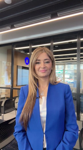 A recent scam nearly cost someone $11,000—all because of a fake online relationship and a phony investment. Our bankers caught the warning signs just in time. ⚠️ Remember: Don’t send money to someone you’ve never met in person and always question offers that seem too good to be true. 🤔 Share this story to help protect your friends and family. Stay vigilant, stay informed, and stay safe. | Chase