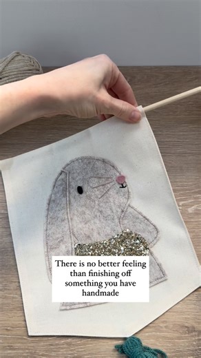 Roo and Rose Design | Handmade kids wall hangings on Instagram: "There really isn’t a better feeling than finishing off something you have spent so much time and energy on 💕✨ I adore making these felt wall hangings and even though I have made so many, I still look forward to finishing each one individually and styling them at the end. I’m taking my last mini batch to the post office today 🤞🏻 and then starting some work on January orders before giving my sewing machine a l