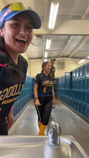 what the stupid #softball #huzz #foryoupage