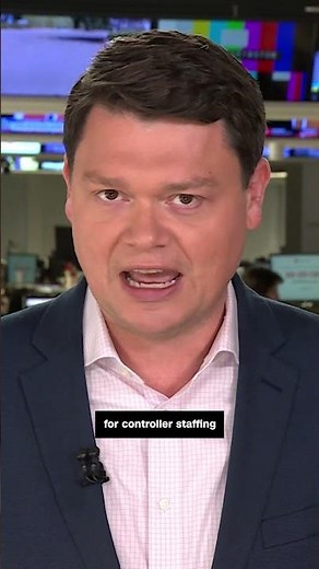 Massive lines at Houston airport as shutdown continues