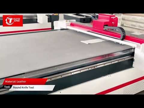 Automatic feeding system equipped with circular knife to continuously cut single layer of leather