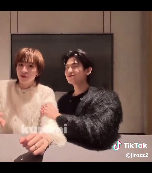 I believe he would eat him if he could #thomaskong #thaibl #bl #kongjiro #tthomastc Cr: X @WendyWDO114 @Kelly36554441 @withmegoyangi