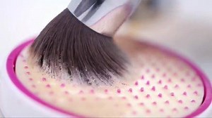 26K views · 896 reactions | @itsbrittxoxoxo shows how to remove makeup residue and bacteria from your makeup brushes using our all-natural SigMagic™ Scrub brush cleanser. | Sigma Beauty | Facebook