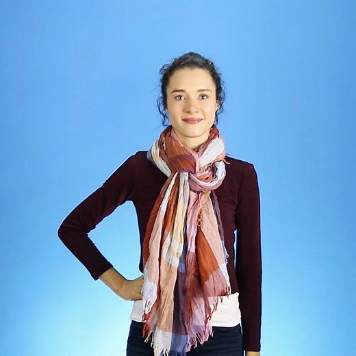 14M views · 853 reactions | Here are some nice and creative ways to tie a scarf. Just in time! More easy ways to wear a scarf: bit.ly/2cF9QSV | 5-Minute Crafts | Facebook