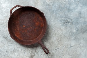 How to Restore a Rusty Cast Iron Skillet in 5 Easy Steps