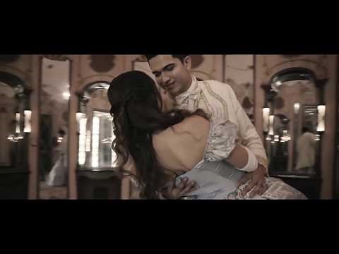 Que Bonito Es Querer - (Lyric Video) - Letras - Ulices Chaidez y Sus Plebes - DEL Records 2018