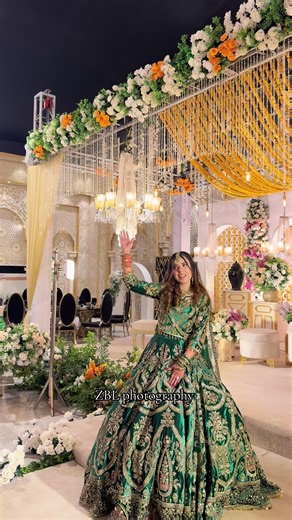 Memorable Bride and Groom Dance Highlights