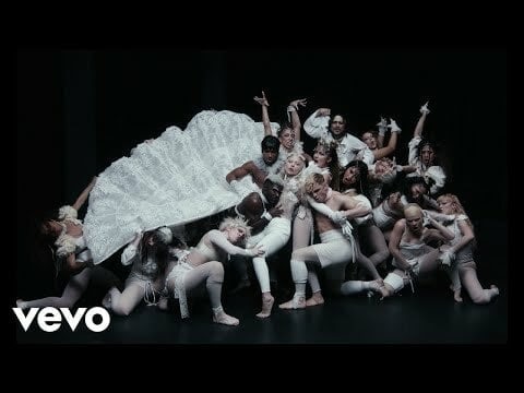 Lady Gaga - Abracadabra Video