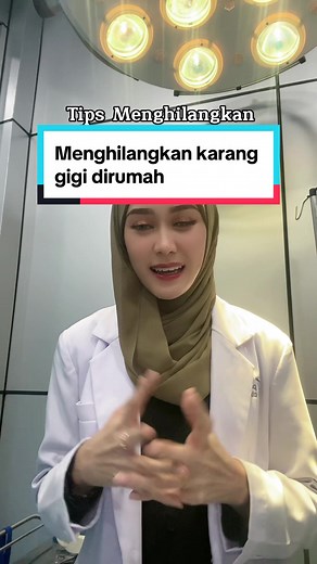 karang gigi itu merupakan suatu lapisan yang cukup keras dan melekat sangat erat ke gigi , teksturnya seperti batu, jadi untuk membersihkannya harus dengan menggunakan alat khusus Scaller Ultrasonic yang ada di dokter gigi. Karang gigi tidak akan lepas dengan sikat gigi walaupun sudah sikat gigi menggunakan kekuatan thanos dan boboiboy. #fypシ゚viral #fypage #fyppppppppppppppppppppppp #fypp #fypdong #fypシ゚ #fypgakni
