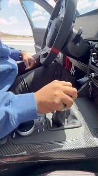 BMW is making more manuals!! 🎊🥳