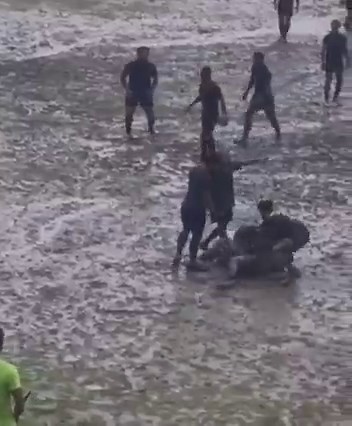 81K views · 326 reactions | #rugbyleague mud, shall or shine! #Papuanewguinea. @RLRomantics Hohola Rugby Field where Legends are made NCD Governor's Cup Challenge in the mud | Pasifika Rugby League | Facebook