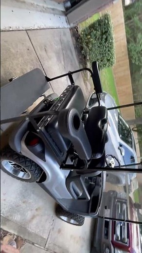 2015 Yamaha golf cart with Wetsounds stealth 6 soundbar and AS-8 subwoofer. #wetsounds @wetsounds