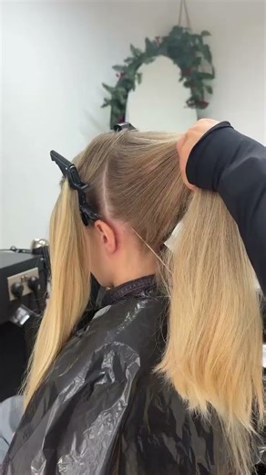 Hairline highlights, specifically the at the nape of the neck