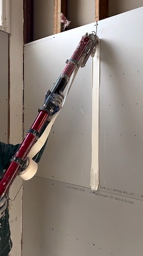 Check out the LEVEL5 Auto Taper in action 👉 @drewayconstruction 🚀 | LEVEL5 Tools
