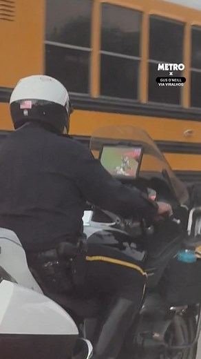 294K views · 2.6K reactions | Who do you call in this situation? | Metro | Facebook