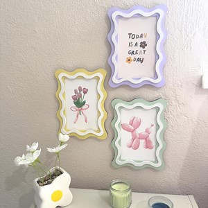 Handmade Wavy Picture Frame, 4x6 Pastel Photo Frame, Colorful Retro Frame, Eclectic Home Decor, Aesthetic Wavy Frame, Unique Wall Art Gift - Etsy