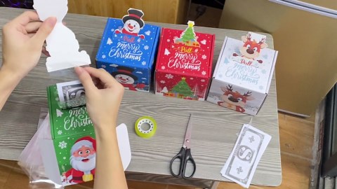 4 Pack Christmas Money Box for Cash Gift Pull,Christmas Tree & Snowman & Santa & Elk Money Gift Boxes for Cash with Pull Out Card DIY Set Surprise Merry Box (Classic Christmas)