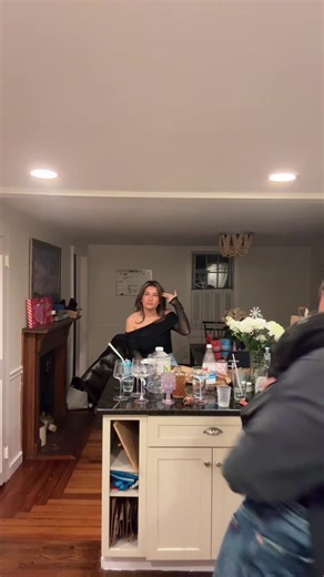 Happpyyyyyy | reaching out on the interstate