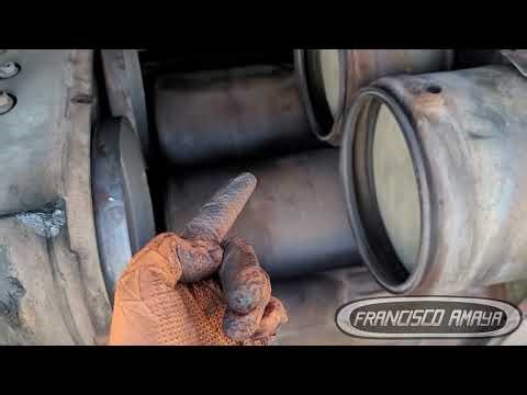 DOC DPF cleaning details inspection of components replacing parts SCR DEF system DD13 DD15 DD16