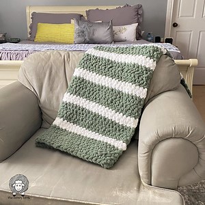 Easy Bernat Blanket Extra Blanket Free Pattern