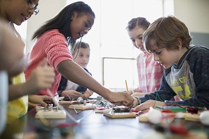 Smart Cooperative Learning Strategies and Roles