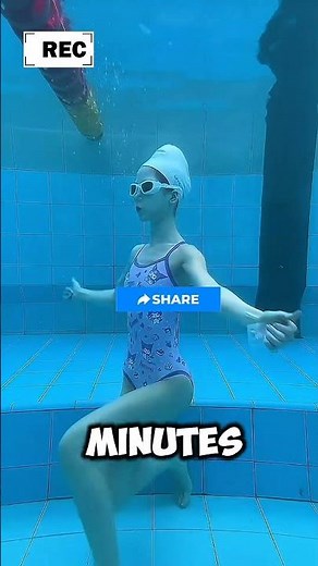 Woman Holds Breath Underwater for 2 Minutes 55 Seconds!