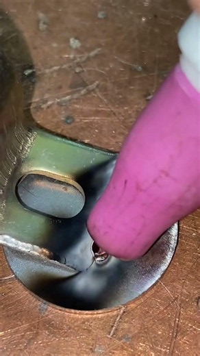 Welding Galvanized Steel & Plain Iron Together!