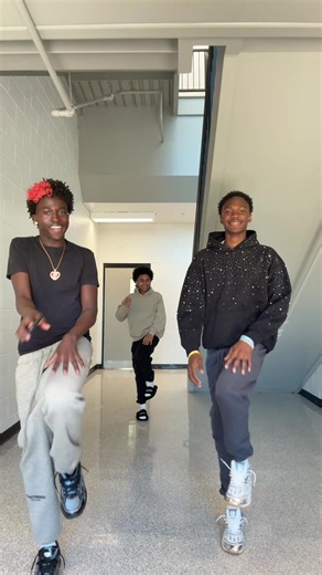cheerleader 📣 || ❗️Hoddie from @vamtac_official ❗️(code DADAMAN)#dadaman #song #easydance #trendingsound #dancesfor2people \\\\ New Tiktok dance to learn May 2026 / Easy two person dance