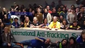 At the end of the international summit to ban fracking at #COP21, activists had this inspiring message to share. #banfrackingnow | Food & Water Watch