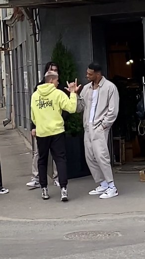 Learn How to Master the Handshake with this Tutorial!