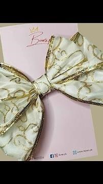 Wired ribbon bows | how to make a bow with wired ribbon | wired ribbon | bow tutorial